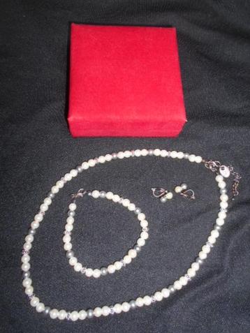 Nouveau lot de perles/gris/blanc, Enlèvement ou Envoi, Neuf, Blanc