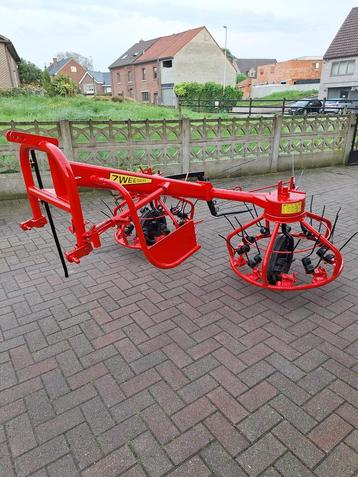 Hooimachine/schudder/hark PZ STRELA beschikbaar voor biedingen