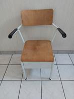 Chaise percée, Divers, Enlèvement, Utilisé