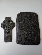 2 religieuze kruis en plaquette Wild Goose Studio Ierland, Ophalen