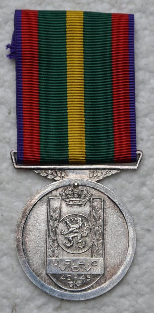 Medaille, Kon Ver Oudstrijders VerbroederingZilver med 40-45, Verzamelen, Militaria | Algemeen, Landmacht, Lintje, Medaille of Wings