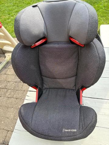 Autostoel Maxi cosi rodifix beschikbaar voor biedingen