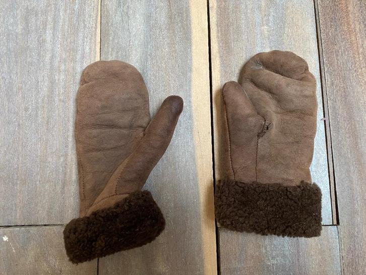 Bruine handschoenen van echte schapenvacht Vintage, Kleding | Dames, Mutsen, Sjaals en Handschoenen, Gedragen, Handschoenen, Maat 38/40 (M)