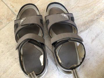 Wandelsandalen heren mt 39 beschikbaar voor biedingen