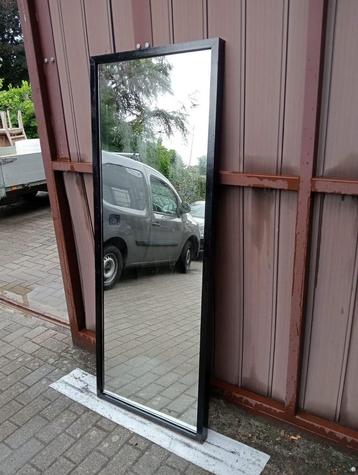 Pas spiegel 68 x 182 beschikbaar voor biedingen
