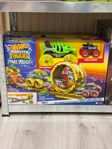 Hot-Wheels Monster Trucks Racen Achtervolgen Racebaan NIEUW beschikbaar voor biedingen