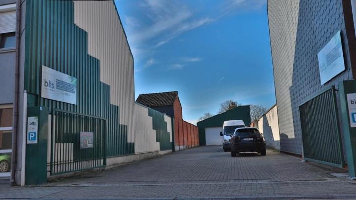 Schrijnwerkerij te koop Lebbeke (gebouw + machines), Immo, Huizen en Appartementen te koop, Provincie Oost-Vlaanderen, 1500 m² of meer