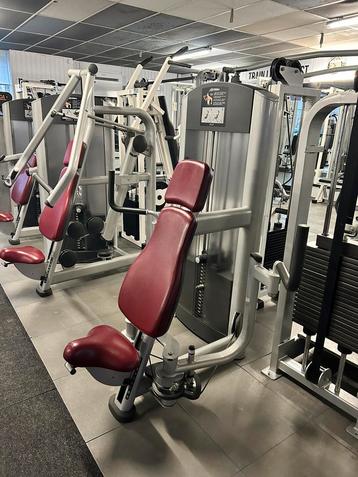 LIFE FITNESS SIGNATURE SERIE TECA TECHNOGYM SELECTION beschikbaar voor biedingen