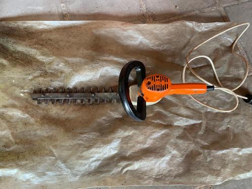 electrische haagschaar Black & Decker 220 V, Tuin en Terras, Heggenscharen, Gebruikt, Elektrisch, Ophalen