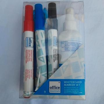 WHITEBOARD MARKER SET *NIEUW* beschikbaar voor biedingen