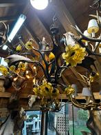 Gewei luster glazen kapjes in bloemen, Ophalen