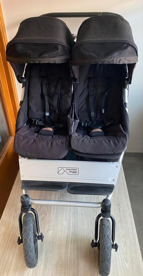 Goed onderhouden tweeling buggy, Kinderen en Baby's, Tweelingen en Meerlingen, Gebruikt, Ophalen