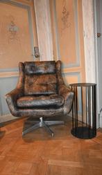 Distressed Leather Swivel Lounge Armchair, Huis en Inrichting, Fauteuils, Ophalen of Verzenden, Zo goed als nieuw