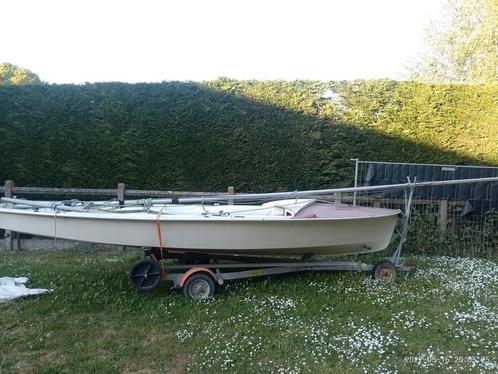 Bijboot eendje 5o5, Watersport en Boten, Open zeilboten, Gebruikt, Overige typen, 3 tot 6 meter, Polyester, Ophalen of Verzenden