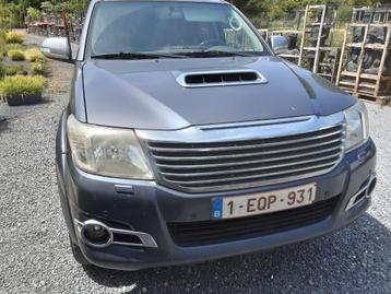 toyota  hilux van 30/4/2013 beschikbaar voor biedingen