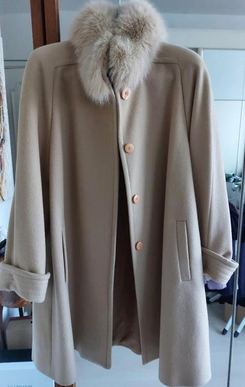 beau manteau beige, laine,com neuf, Un Jour Ailleurs, qualit, Kleding | Dames, Jassen | Winter, Zo goed als nieuw, Maat 38/40 (M)