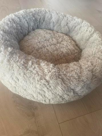 Beezteez poezenmand 45 cm beschikbaar voor biedingen
