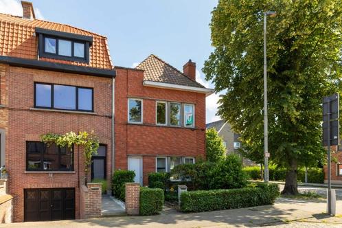 Maison mitoyenne très bien située avec terrasse, Immo, Maisons à vendre, Bruges, Jusqu'à 200 m², Maison de coin, D