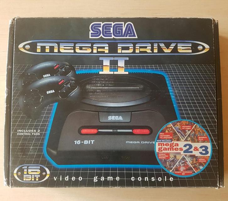 Zeldzame Sega Mega Drive II UK ( Mega Games 2 & 3 Pakket ), Games en Spelcomputers, Spelcomputers | Sega, Mega Drive, Met 2 controllers