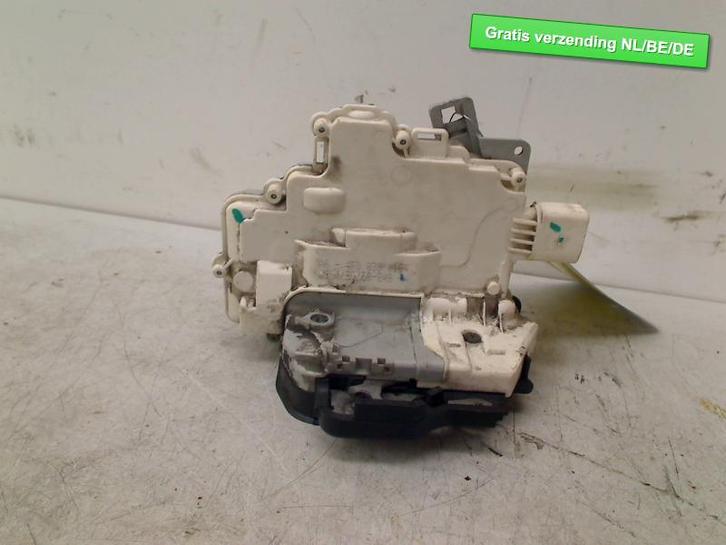 PORTIERSLOT RECHTS ACHTER A3 Sportback (8PA) (4F0839016), Auto-onderdelen, Carrosserie, Audi, Achter, Rechts, Gebruikt