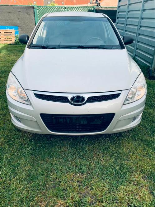 Hyundai i30 benzine 2008, Auto's, Hyundai, Bedrijf, i30, ABS, Airbags, Airconditioning, Alarm, Bluetooth, Boordcomputer, Centrale vergrendeling