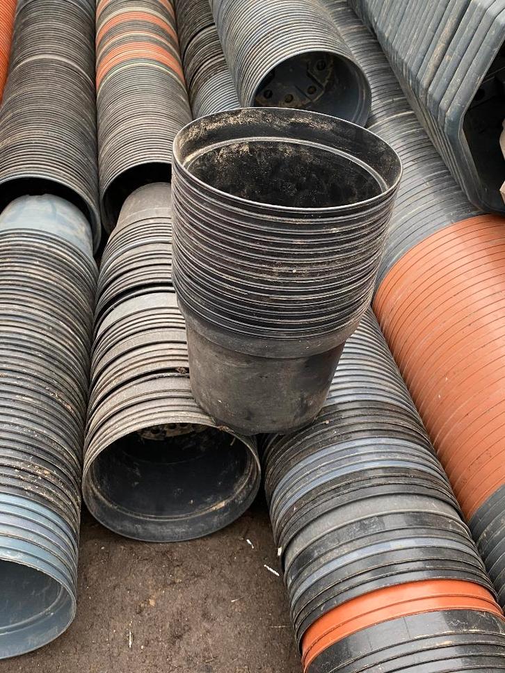 kweekpotten bloempotten 2 liter, Tuin en Terras, Bloempotten, Zo goed als nieuw, Kunststof, Binnen, Balkon, Tuin, Minder dan 40 cm