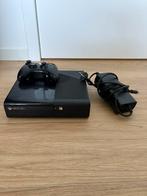Xbox 360 met controller alle kabels (prijs kan veranderen), Games en Spelcomputers, Games | Xbox 360, Ophalen, Gebruikt