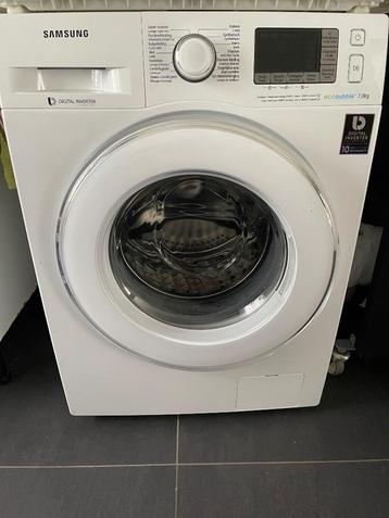 Wasmachine beschikbaar voor biedingen