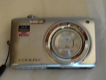 Nikon CoolPix S 2700 digitale camera beschikbaar voor biedingen
