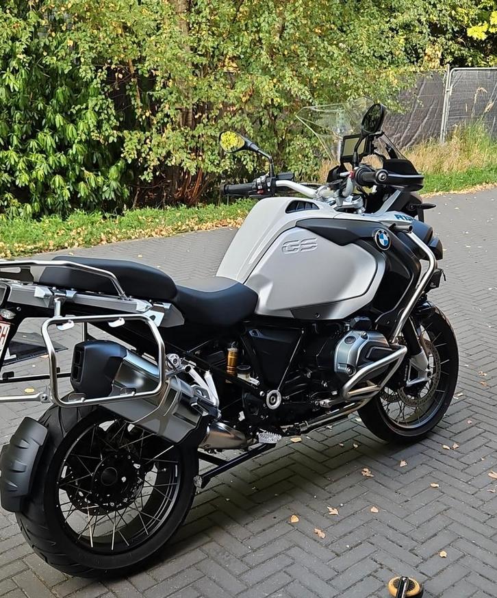 Te koop bmw gsa 08/2015, Motoren, Motoren | BMW, Particulier, Toermotor, meer dan 35 kW, 2 cilinders, Minimaal motorrijbewijs A1
