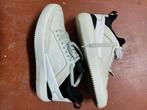 Sneaker cuir Blackstone, Ophalen, Gedragen, Wit