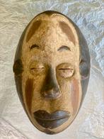 Expressief Afrikaans masker, Antiek en Kunst, Ophalen of Verzenden