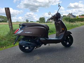 Sym fiddle II a klasse beschikbaar voor biedingen