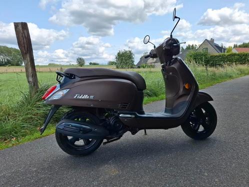 Sym fiddle II a klasse, Fietsen en Brommers, Scooters | SYM, Zo goed als nieuw, Fiddle, Klasse A (25 km/u), Benzine, Ophalen
