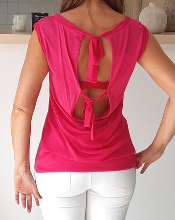 Prachtige top voile rugzijde beschikbaar voor biedingen