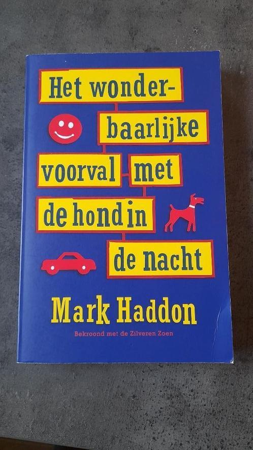 Mark Haddon: Het wonderbaarlijke voorval md hond id nacht, Boeken, Kinderboeken | Jeugd | 13 jaar en ouder, Zo goed als nieuw