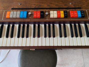 orgel beschikbaar voor biedingen