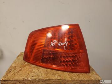 Audi A8 2002 - 2007 achterlicht links LED schadevrij €300 beschikbaar voor biedingen