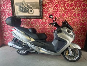 sym maxsym 600 injectie abs 7700 km met garantie beschikbaar voor biedingen