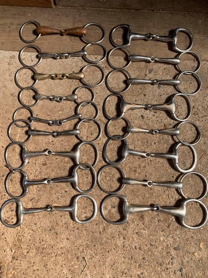 GROTE SPULLENVERKOOP wegens stopzetting manege activiteiten, Dieren en Toebehoren, Paarden en Pony's | Overige Paardenspullen