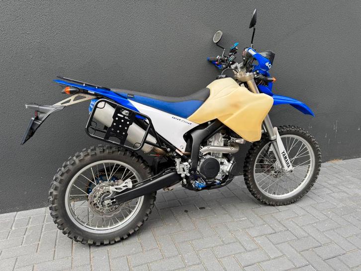 Yamaha WR 250 R, Motoren, Motoren | Yamaha, Particulier, Enduro, 12 t/m 35 kW, 1 cilinder, Minimaal motorrijbewijs A2, Handvatverwarming