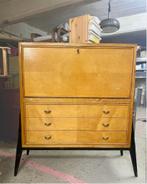 Cabinet de secrétaire moderne vintage du milieu du siècle, Enlèvement, Utilisé, Vintage Design Mid-Century