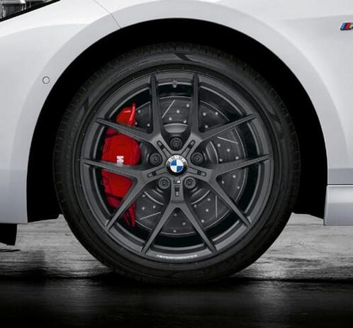 BMW 1-Serie/ 2-Serie Gran Coupe (F40-F44) Styling 554M 18" W, Autos : Pièces & Accessoires, Pneus & Jantes, Pneus et Jantes, 18 pouces