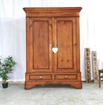 Grote antieke Franse kleerkast in kastanje hout H 207 B 155, Antiek en Kunst, Ophalen