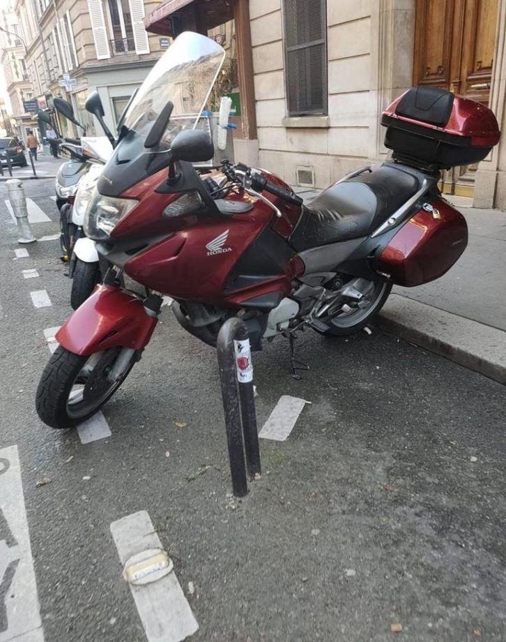 Prachtige Honda nt700v Deauville, Motoren, Motoren | Honda, Particulier, Toermotor, 4 cilinders, Motorrijbewijs A, ABS, Ophalen of Verzenden