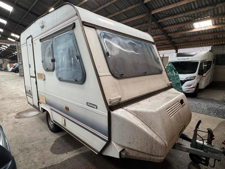 Caravane - 750 kg, Caravans en Kamperen, Caravans, Particulier, Overige, Adria, Ophalen