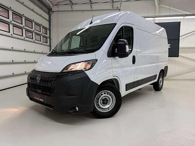 Peugeot Boxer 2.2 BlueHDi 140 L2H2 Automaat!/Camera/Gps/, Auto's, Bestelwagens en Lichte vracht, Bedrijf, ABS, Airbags, Airconditioning