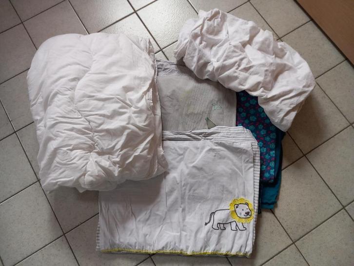 ensemble pour lit bébé/petit enfant ou vendu à la pièce, Kinderen en Baby's, Kinderkamer | Beddengoed, Zo goed als nieuw, Jongetje of Meisje