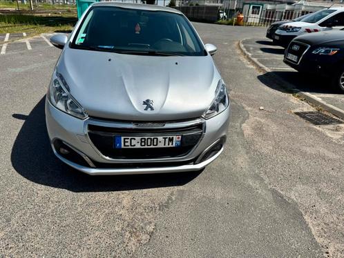 PEUGEOT 208 ÉTHANOL, Auto's, Peugeot, Particulier, ABS, Airbags, Airconditioning, Android Auto, Apple Carplay, Centrale vergrendeling