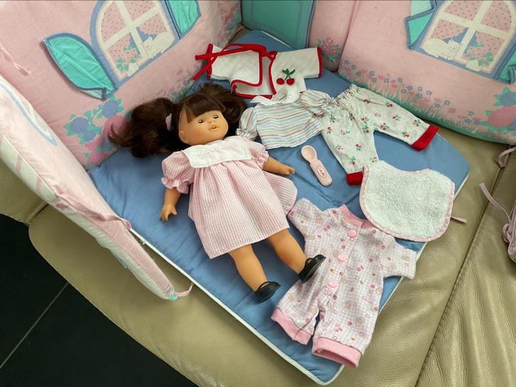COROLLE… 3 poupées, la maison, les meubles, les vêtements, Kinderen en Baby's, Speelgoed | Poppen, Zo goed als nieuw, Ophalen
